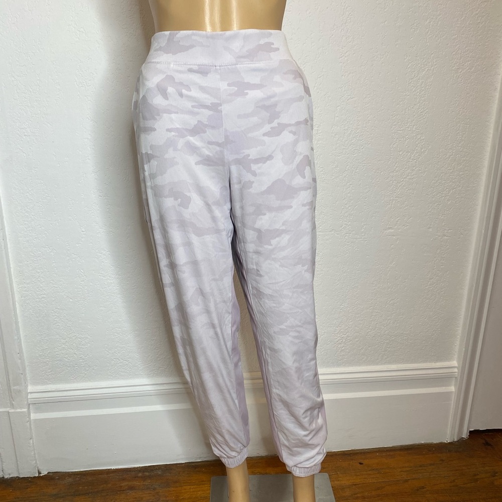 ATHLETA Brooklyn Lined Jogger Pants Camo Lux Shasta Purple/Pink Size 14 EUC
